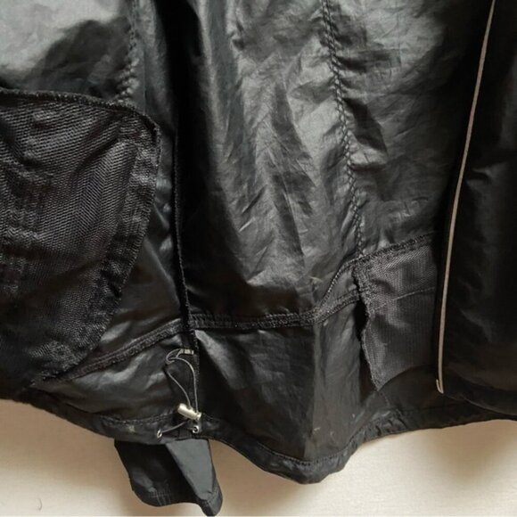 Nike lightweight kids zip up running warm up jacket Sz M (8-10yrs) - Picture 3 of 9